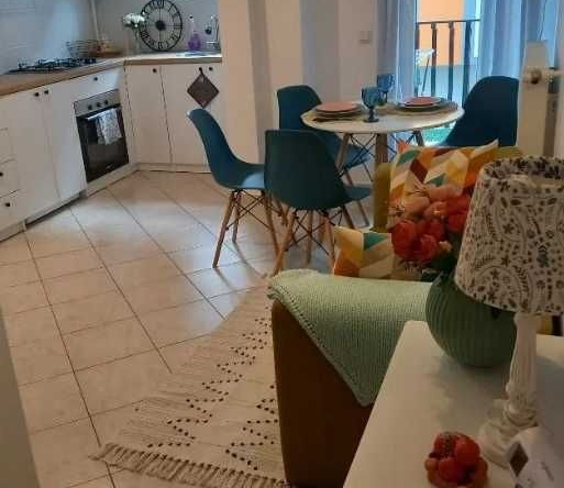 Дава се под наем Едностаен апартамент в Пловдив, Каменица 1 - 45 кв.м за 193.8 € - Снимка #1