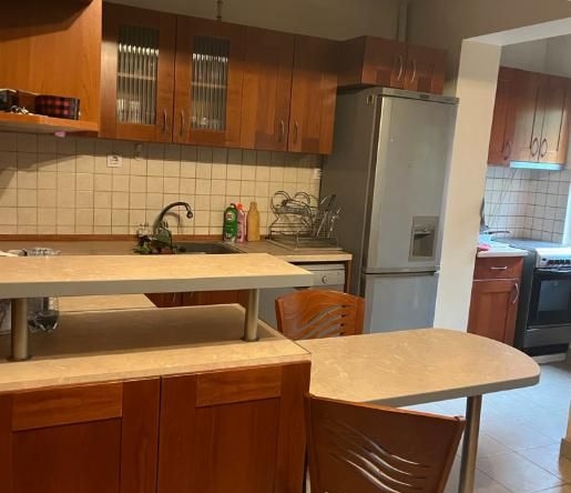 Дава се под наем Тристаен апартамент в Пловдив, Център - 110 кв.м за 450 € - Снимка #1