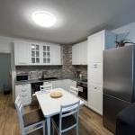 Дава се под наем Двустаен апартамент в София, Зона Б-18 - 81 кв.м за 725 € - Снимка #1