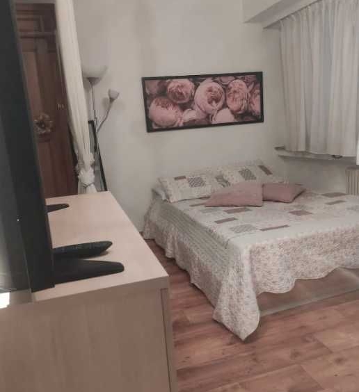 Дава се под наем  в Пловдив, Център - 30 кв.м за 117.3 € - Снимка #1