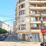 Дава се под наем Гараж / Паркомясто в Варна, Цветен квартал - 15 кв.м за 89.76 € - Снимка #1