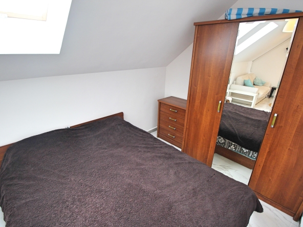 Дава се под наем Многостаен апартамент в Бургас, Център - 150 кв.м за 1200 € - Снимка #1