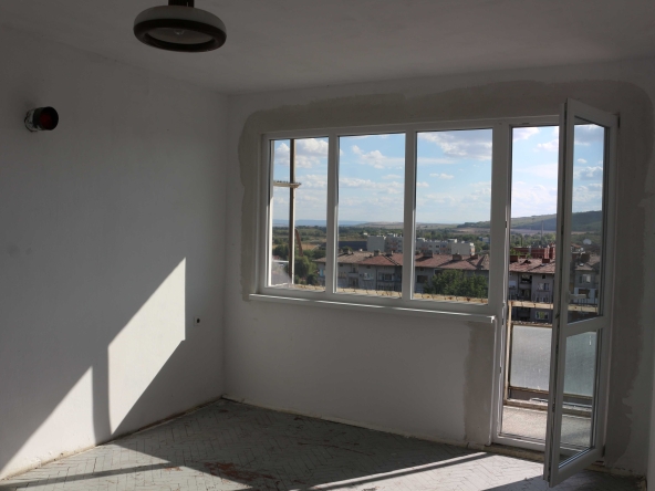 Двустаен апартамент в Полски Тръмбеш - 72 кв.м за 275 €/кв.м - Снимка #1