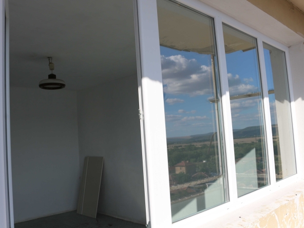 Двустаен апартамент в Полски Тръмбеш - 72 кв.м за 272 €/кв.м - Снимка #1