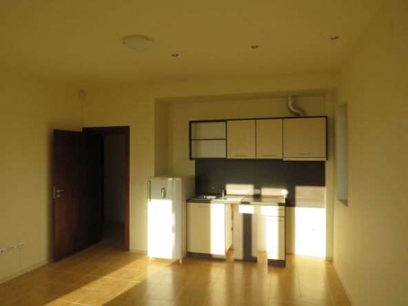 Двустаен апартамент в Долна баня - 83 кв.м за 452 €/кв.м - Снимка #1