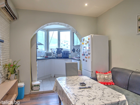 Двустаен апартамент в Русе, Дружба 3 - 63 кв.м за 510 €/кв.м - Снимка #1