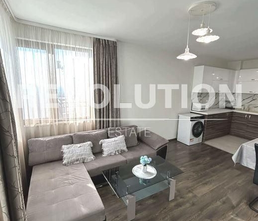 Дава се под наем Двустаен апартамент в Варна, Бриз - 66 кв.м за 548.25 € - Снимка #1