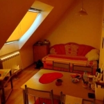 Дава се под наем Ателие в София, Център - 46 кв.м за 398.82 € - Снимка #1