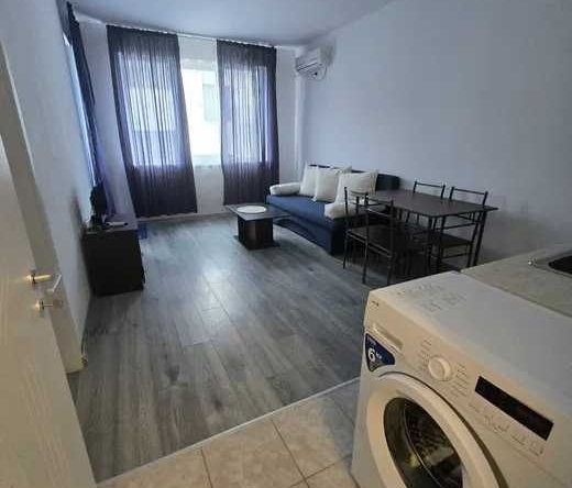 Дава се под наем Двустаен апартамент в Поморие - 56 кв.м за 325 € - Снимка #1