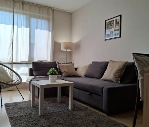 Дава се под наем Двустаен апартамент в Пловдив, Тракия - 72 кв.м за 425 € - Снимка #1