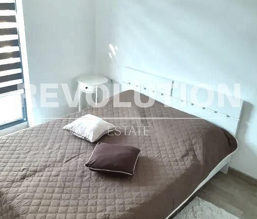 Дава се под наем Двустаен апартамент в Варна, Общината - 50 кв.м за 450 € - Снимка #1