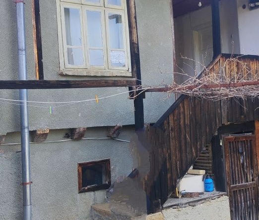 Къща в с. Парчовци, Област Габрово - 100 кв.м за 169 €/кв.м - Снимка #1