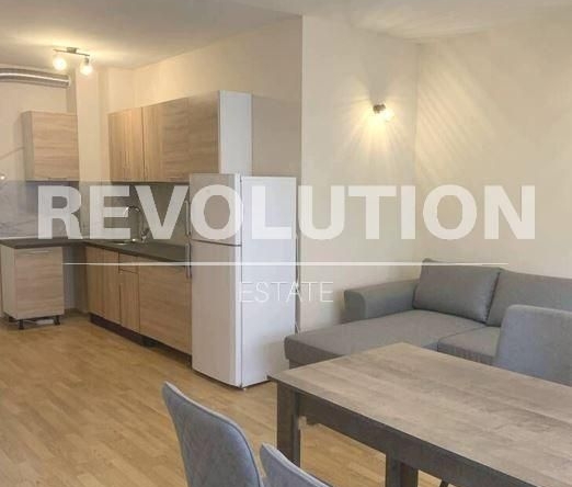 Дава се под наем Двустаен апартамент в Варна, Окръжна болница - 70 кв.м за 450 € - Снимка #1