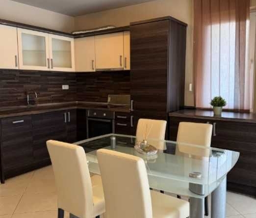 Тристаен апартамент в София, Център - 80 кв.м за 2938 €/кв.м - Снимка #1