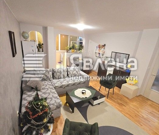 Тристаен апартамент в София, Хладилника - 96 кв.м за 3438 €/кв.м - Снимка #1