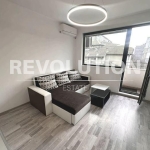 Дава се под наем Тристаен апартамент в Варна, Базар Левски - 80 кв.м за 648.21 € - Снимка #1