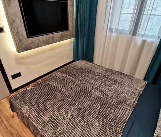 Дава се под наем Двустаен апартамент в София, Витоша - 65 кв.м за 700 € - Снимка #1