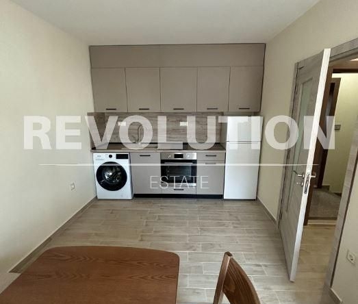 Дава се под наем Двустаен апартамент в Варна, Левски - 50 кв.м за 425 € - Снимка #1