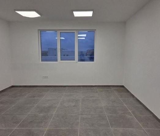 Дава се под наем Офис в Варна, Трошево - 50 кв.м за 511 € - Снимка #1