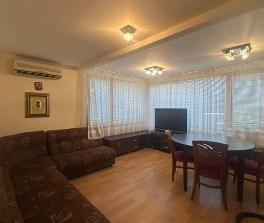 Дава се под наем Къща в Варна, м-т Пчелина - 65 кв.м за 500 € - Снимка #1