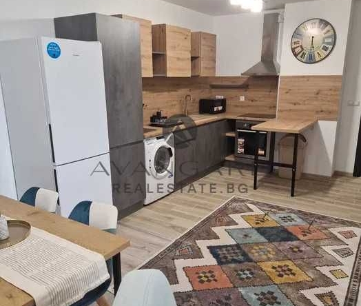 Двустаен апартамент в Пловдив, Христо Смирненски - 82 кв.м за 3415 €/кв.м - Снимка #1