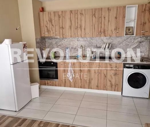 Дава се под наем Двустаен апартамент в Варна, Възраждане 3 - 55 кв.м за 425 € - Снимка #1