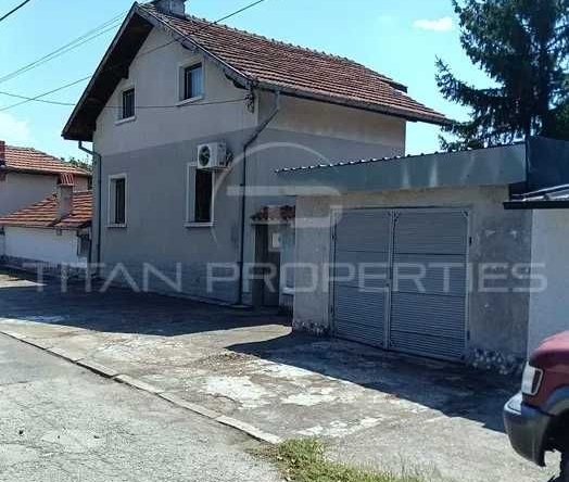 Къща в Асеновград - 1300 кв.м за 58 €/кв.м - Снимка #1