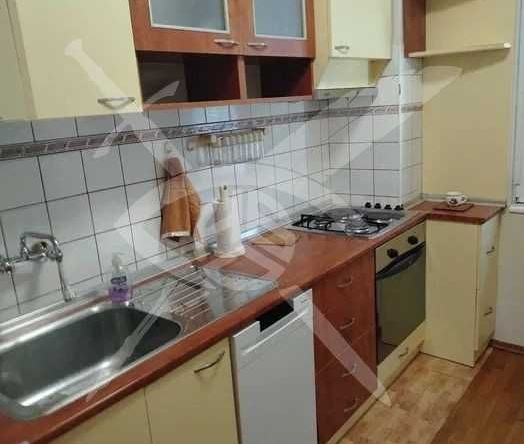 Дава се под наем Тристаен апартамент в Варна, Лятно кино Тракия - 82 кв.м за 498.27 € - Снимка #1