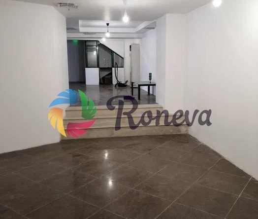 Заведение в Варна, Изгрев - 170 кв.м за 408 €/кв.м - Снимка #1