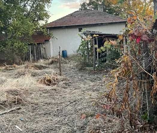 Къща в с. Дуванлии, Област Пловдив - 120 кв.м за 334 €/кв.м - Снимка #1