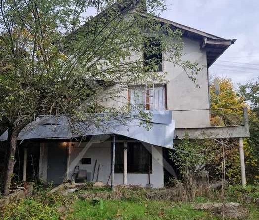 Къща в с. Чехларе, Област Пловдив - 135 кв.м за 133 €/кв.м - Снимка #1