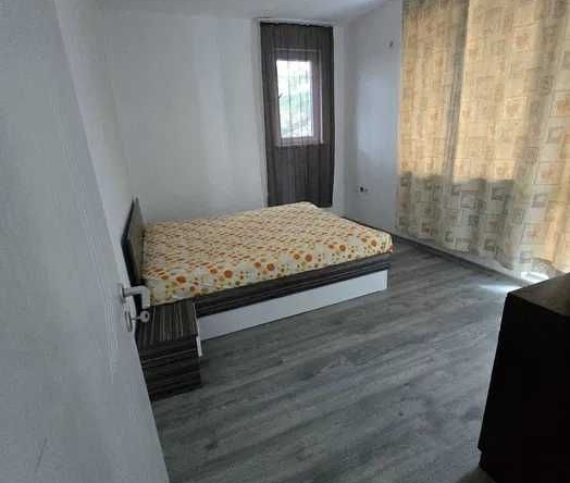 Дава се под наем Двустаен апартамент в Поморие - 56 кв.м за 165.75 € - Снимка #1