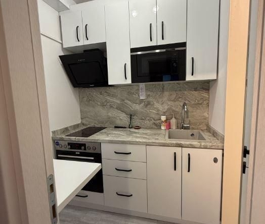 Тристаен апартамент в Варна, Левски - 79 кв.м за 2450 €/кв.м - Снимка #1