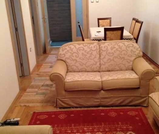 Дава се под наем Двустаен апартамент в Пловдив, Христо Смирненски - 60 кв.м за 204 € - Снимка #1