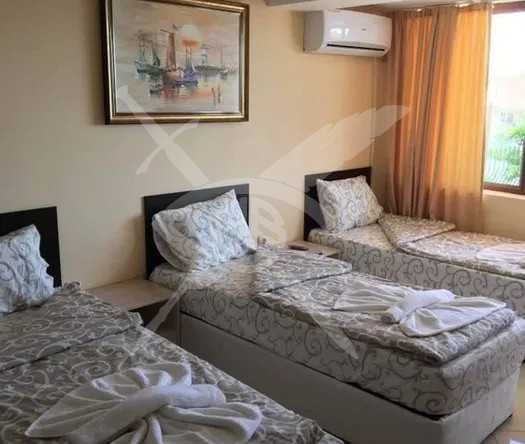 Хотел в Свети Влас - 330 кв.м за 734 €/кв.м - Снимка #1