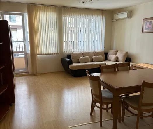 Дава се под наем Двустаен апартамент в Варна, Център - 73 кв.м за 483.48 € - Снимка #1
