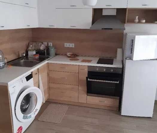Дава се под наем Двустаен апартамент в Варна, Общината - 50 кв.м за 357 € - Снимка #1