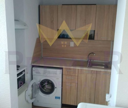 Дава се под наем Двустаен апартамент в Варна, Зимно кино Тракия - 50 кв.м за 382.5 € - Снимка #1