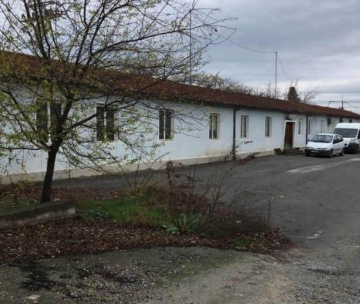 Промишлена сграда в Търговище, Боровец - 330 кв.м за 186 €/кв.м - Снимка #1