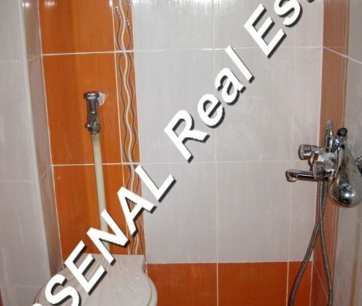 Дава се под наем Офис в София, Център - 62 кв.м за 498.27 € - Снимка #1