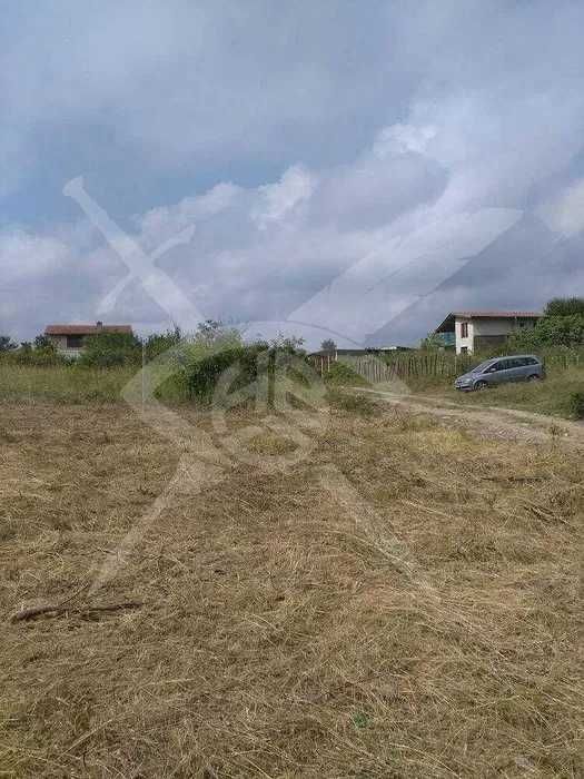 Парцел в с. Изворище, Област Бургас - 1500 кв.м за 4 €/кв.м - Снимка #1