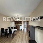 Дава се под наем Двустаен апартамент в Варна, Цветен квартал - 65 кв.м за 548.25 € - Снимка #1