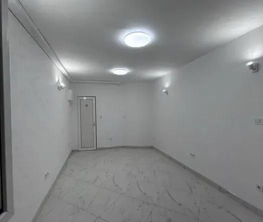 Дава се под наем Офис в Варна, Център - 24 кв.м за 298.86 € - Снимка #1