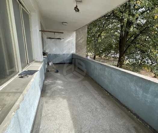 Многостаен апартамент в Карлово - 110 кв.м за 441 €/кв.м - Снимка #1