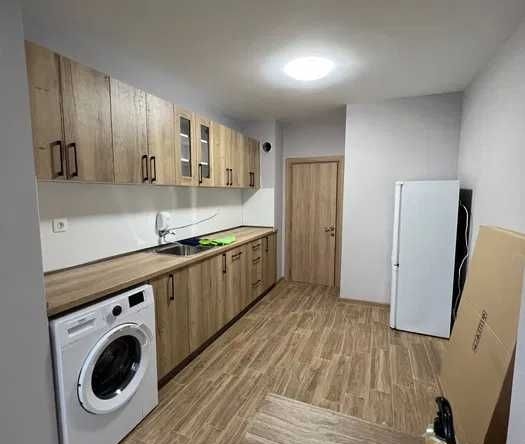 Тристаен апартамент в Пловдив, Център - 75 кв.м за 2107 €/кв.м - Снимка #1