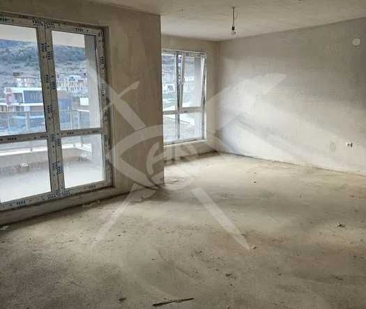 Тристаен апартамент в Асеновград - 113 кв.м за 632 €/кв.м - Снимка #1