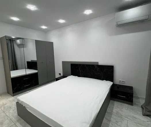 Дава се под наем Тристаен апартамент в София, Красно село - 75 кв.м за 648.21 € - Снимка #1