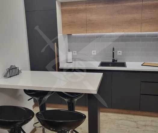 Двустаен апартамент в Пловдив, Гагарин - 50 кв.м за 1980 €/кв.м - Снимка #1