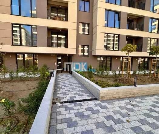 Тристаен апартамент в Пловдив, Тракия - 94 кв.м за 814 €/кв.м - Снимка #1