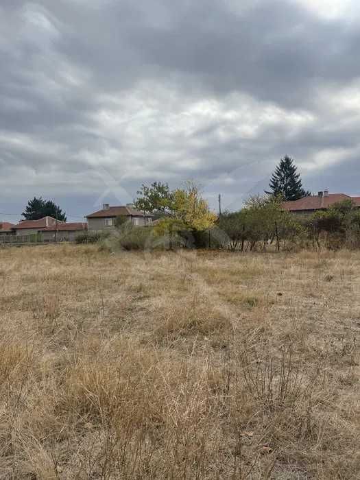 Парцел в с. Караджалово, Област Пловдив - 810 кв.м за 12 €/кв.м - Снимка #1